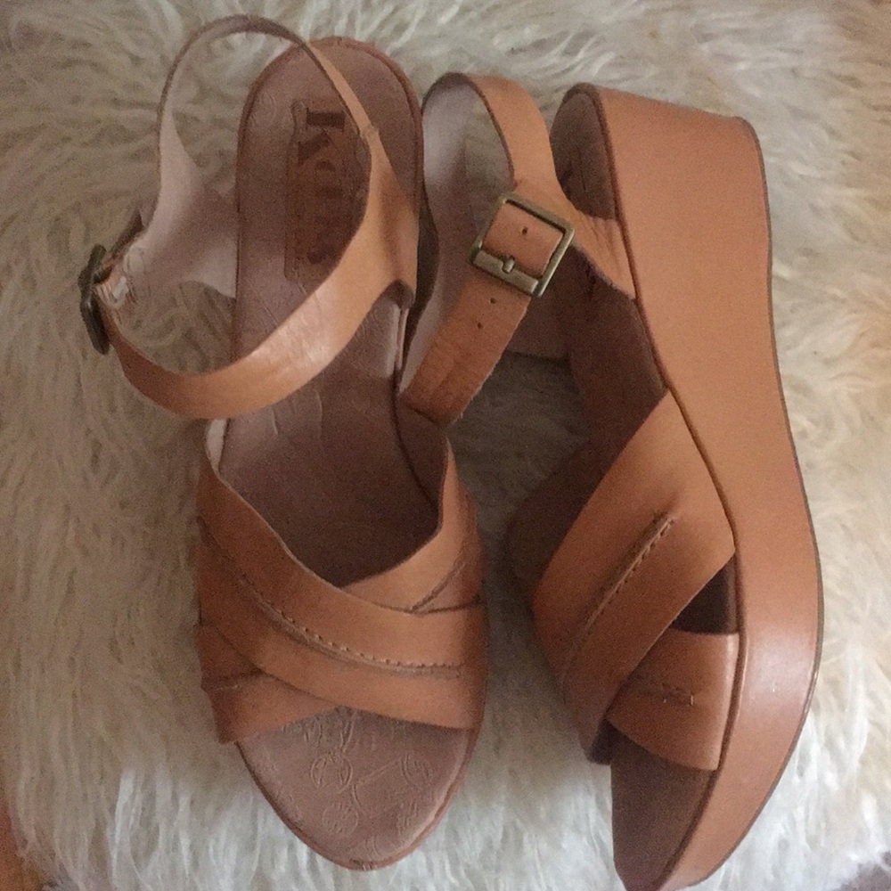 Korks by Kork-ease platform sandals tan buckle